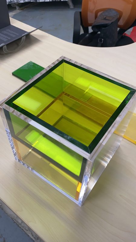 IMG 3657 450x800 - A bold solid surface with luminous color