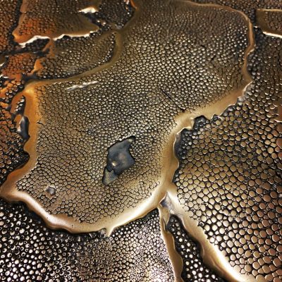 95138630 230889404665482 5844138258552631077 n 2 400x400 - Handmade Cracked unique art Customizied China Luxface liquid metal panel for interior decorations any shape sculpture contertop